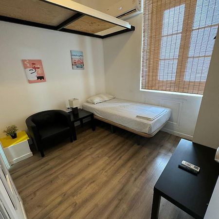 Alanta Apartments Madrid Bagian luar foto