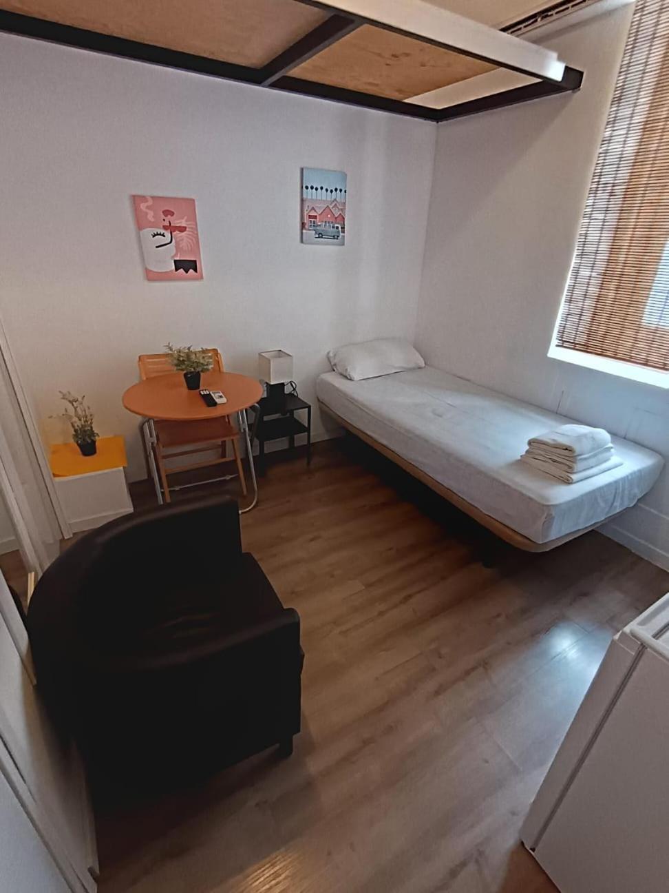 Alanta Apartments Madrid Bagian luar foto