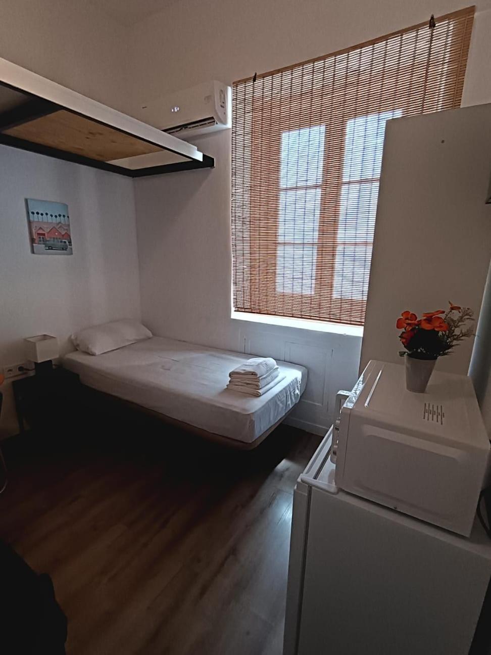 Alanta Apartments Madrid Bagian luar foto